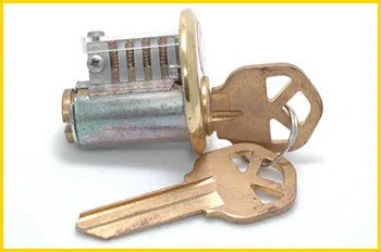 Metro Locksmith Services Stow, OH 234-221-8123 - 12-rekeying-locks