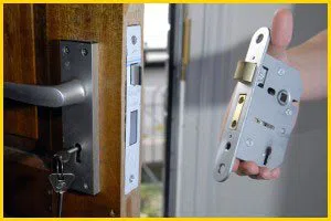 Metro Locksmith Services Stow, OH 234-221-8123 - 13-lock-replace